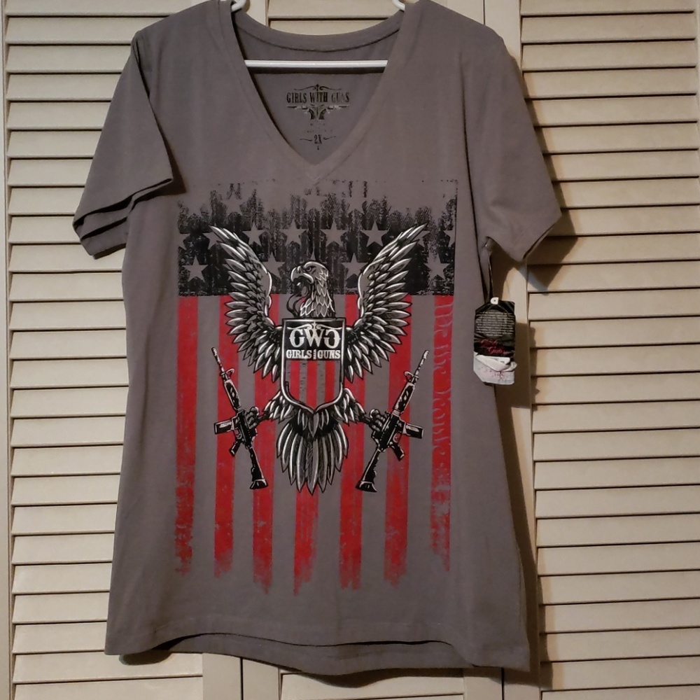 Girls With Guns Tshirt